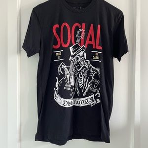 Social Distancing mask it or casket T-shirt from black Kat vintage size M